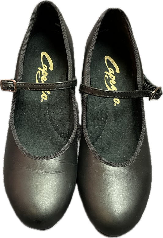 *SALE* Capezio U451 Charcacter Shoe with Taps